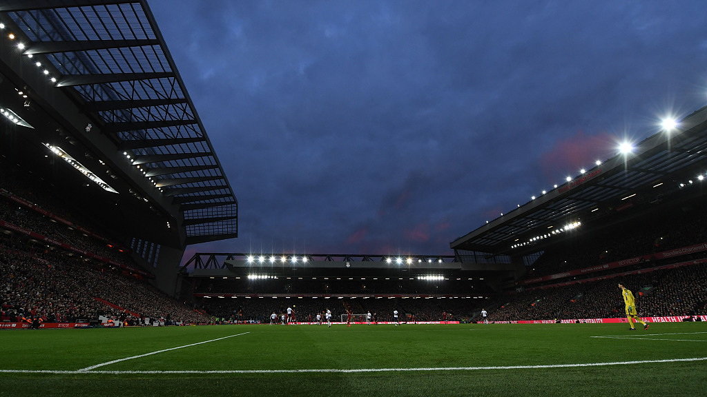 佩雷茨将与未婚妻在周二结婚，周三举办1000人参加的庆祝活动（佩雷茨周二与未婚妻完婚，周三举行千人庆典）