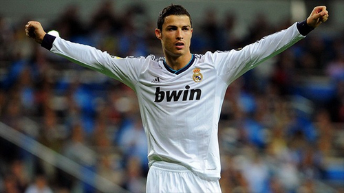 牛得嘞！今晚两场意甲均出现门将开场出击犯规染红情况（罕见一幕：今夜两场意甲均出现门将开场出击犯规被红牌罚下）