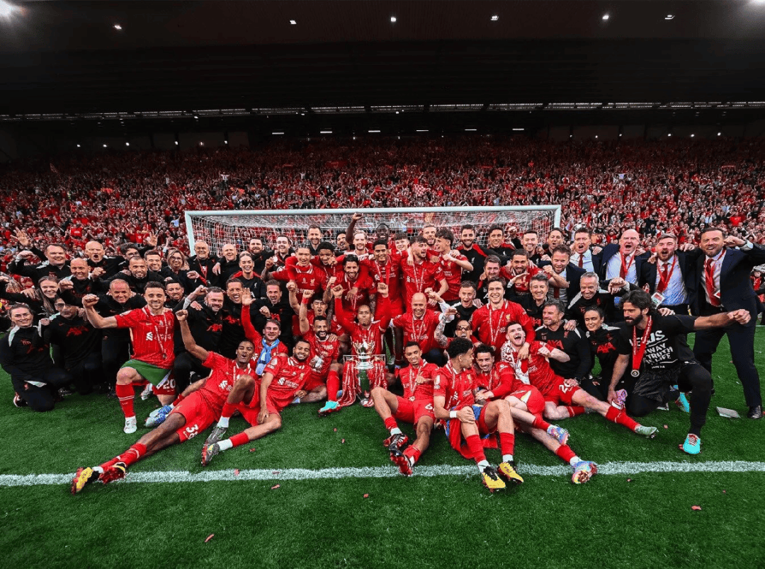 每体：阿劳霍大概率将在周中欧冠继续首发，加西亚代替孔德（每体：阿劳霍周中欧冠大概率继续首发，加西亚将取代孔德）