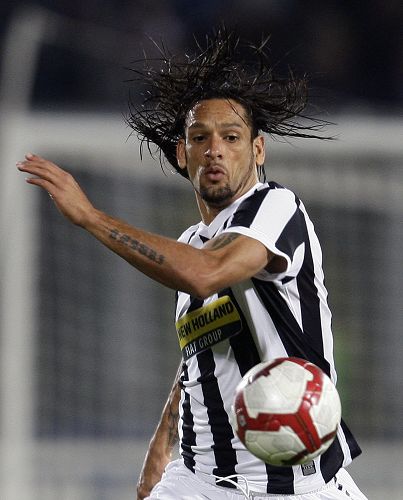 阿莫林：德利赫特需找回在贾府初期那种自信，控球还能提升（阿莫林：德利赫特需重拾阿贾克斯初期的自信，出球与控球仍有提升空间）