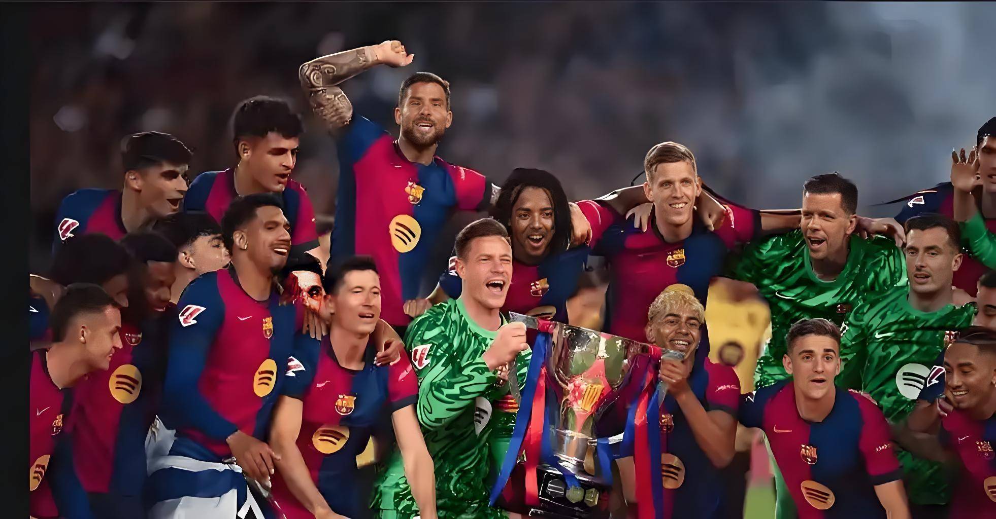 贝纳蒂亚：裁判偷了我们的点球，和他们说话时几乎都不看你（贝纳蒂亚：裁判抢走了我们的点球，与他们交流时几乎不看人）