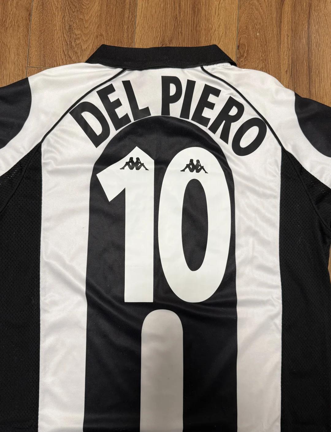 弗里克：当然想执教梅西，但他合同比我的晚一年到期（弗里克：我很想执教梅西，但他的合同到期时间比我晚一年）