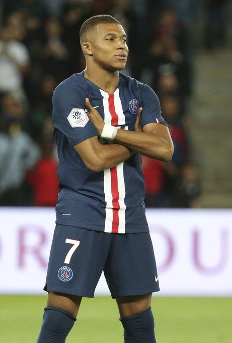 阿斯：西甲视听版权竞标即将截止，招标结果将影响俱乐部生存（阿斯报：西甲视听版权竞标进入尾声，结果关乎各俱乐部生存）