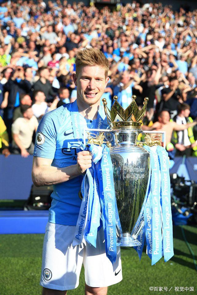 本次抽签将48支球队分为A至L共12个小组，每组...（48支球队抽签分组：A至L共12组，每组…）