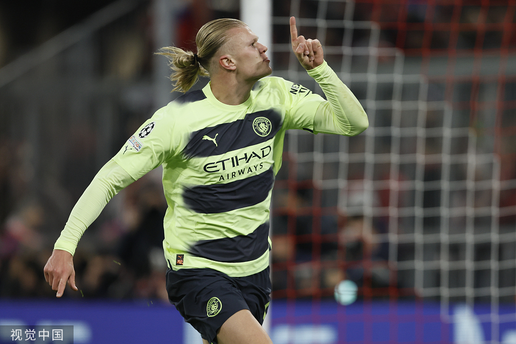 CBA：上海男篮主场大胜同曦