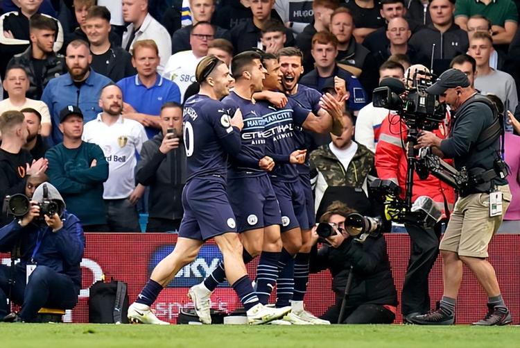 差距明显！勇士替补合砍47分，骑士替补仅13分