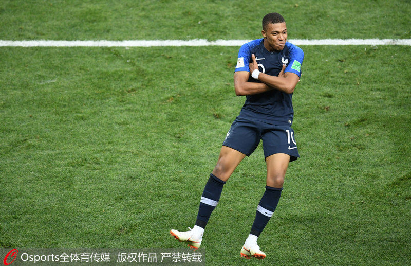 李嗣镕：赛季结束前迎来中超首秀，感谢支持，我们下赛季见（李嗣镕赛季末完成中超首秀：感谢支持，下赛季再见）