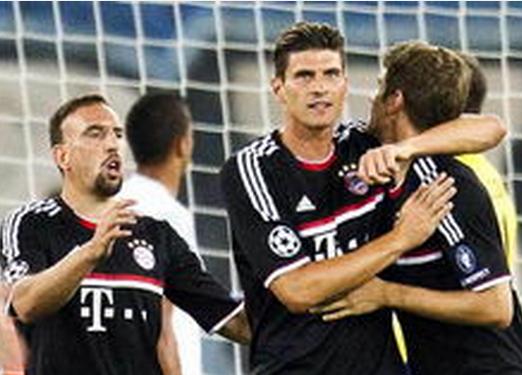 普通市民梅先生，一对情侣拍摄约会视频意外将梅西也录入其中