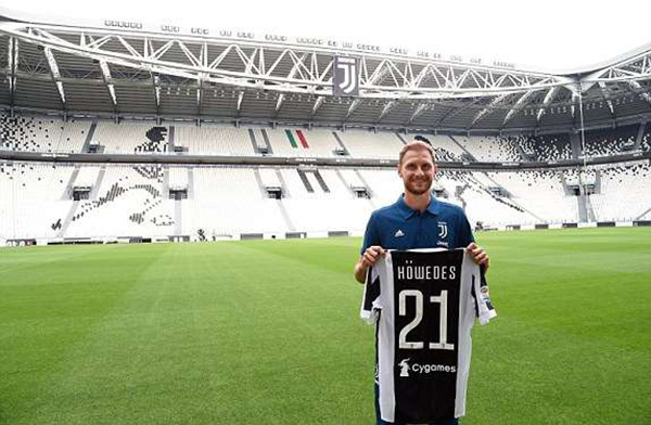 格纳布里：续约正在进行且情况很好；我现在状态良好精力充沛（格纳布里：续约进展顺利，我状态正佳且精力十足）