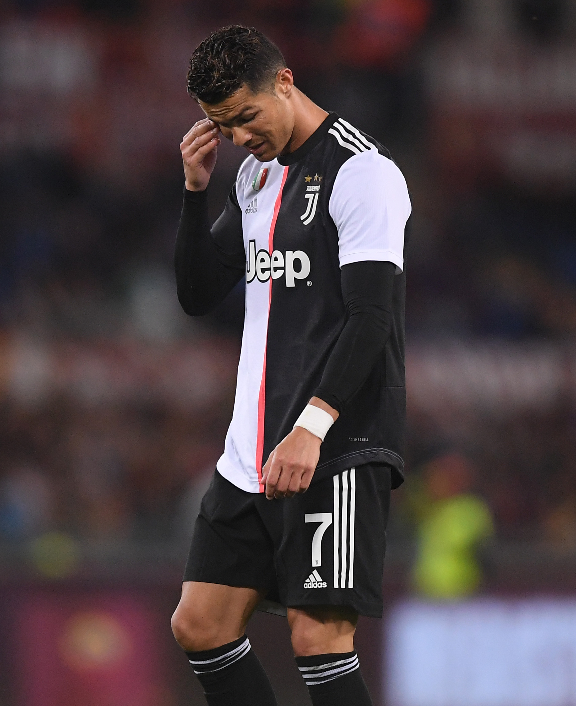 齐沃：我考虑的是队内球员而不是转会市场；满意迪乌夫的表现（齐沃：更看重队内挖潜而非转会引援，对迪乌夫的表现感到满意）