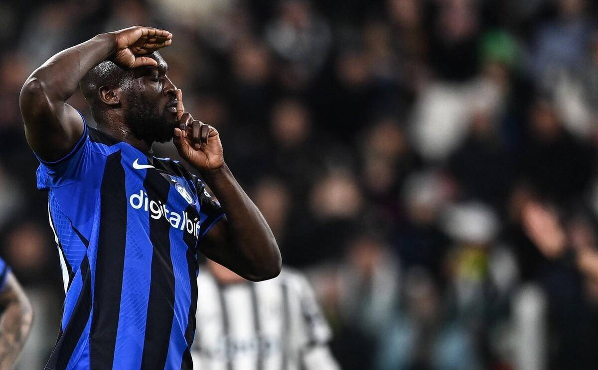 萨巴莱塔：西班牙人在世青赛后曾想签下梅西，但巴萨断然拒绝（萨巴莱塔：世青赛后西班牙人曾寻求签下梅西，巴萨坚决拒绝）